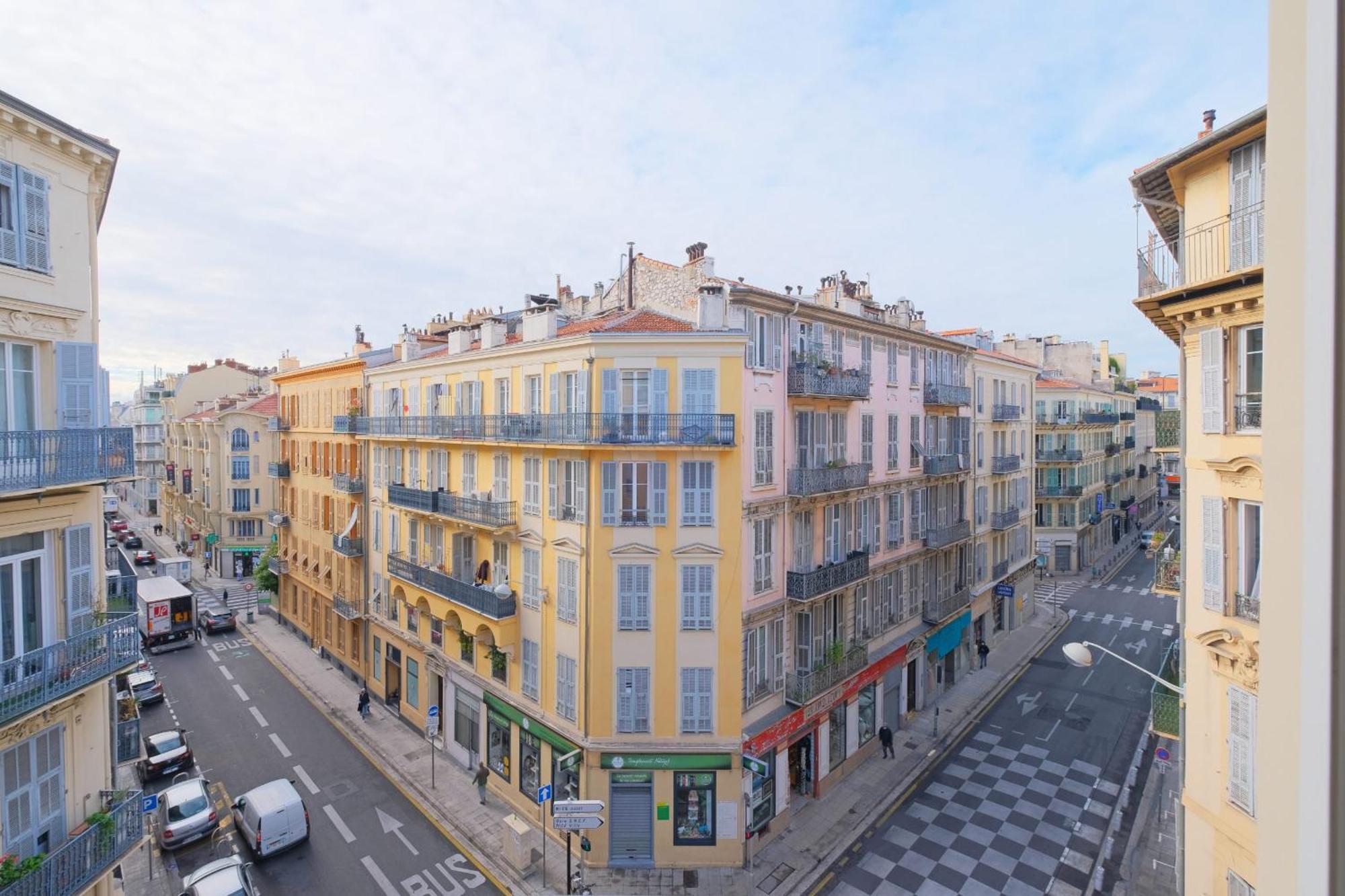 Apartamento L'echappee De Riviera I Centre-ville I Climatise I Proche Gare Et I Ideal Couple Et Famille *