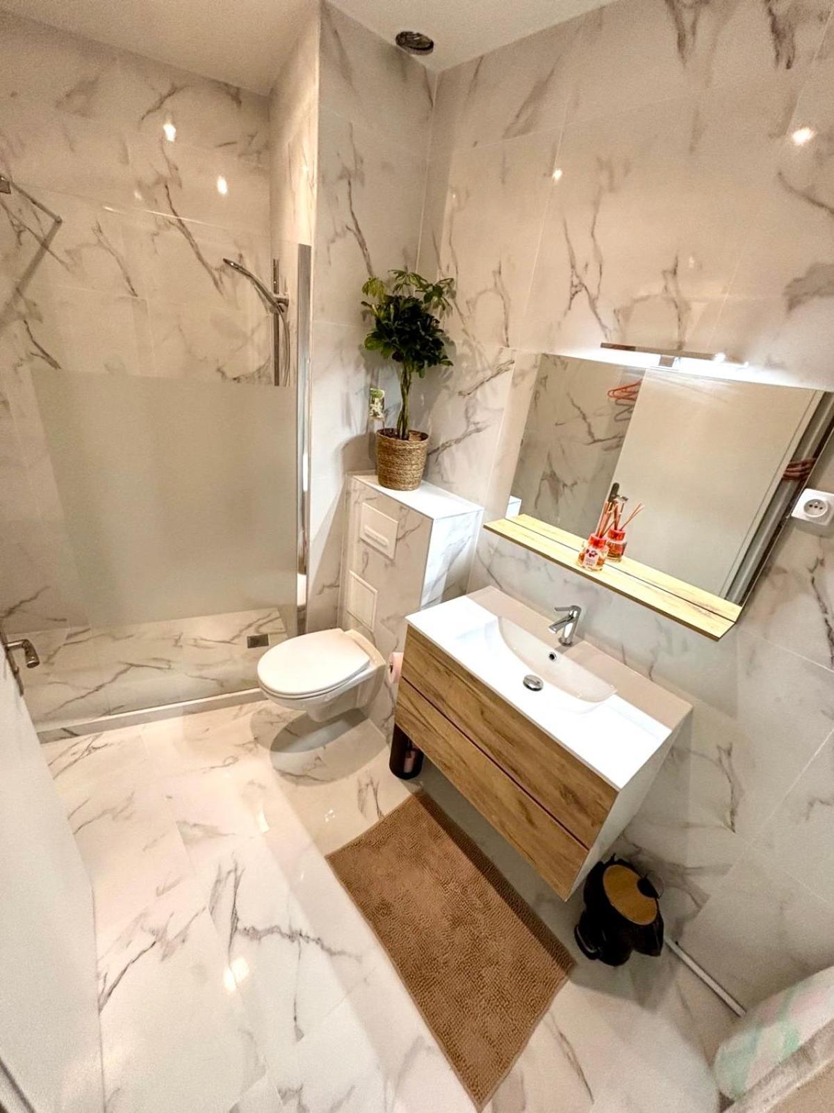Apartamento L'echappee De Riviera I Centre-ville I Climatise I Proche Gare Et I Ideal Couple Et Famille Niza